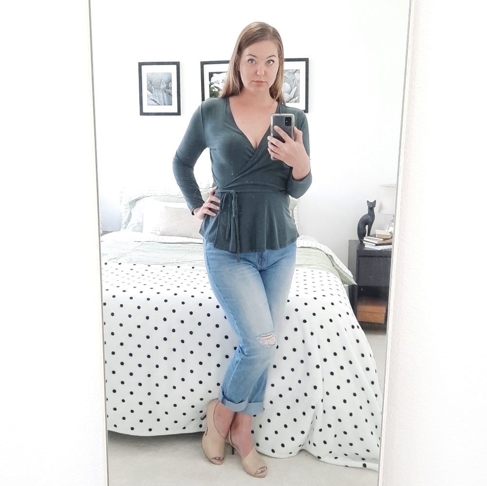 Loft Green True Wrap Top S